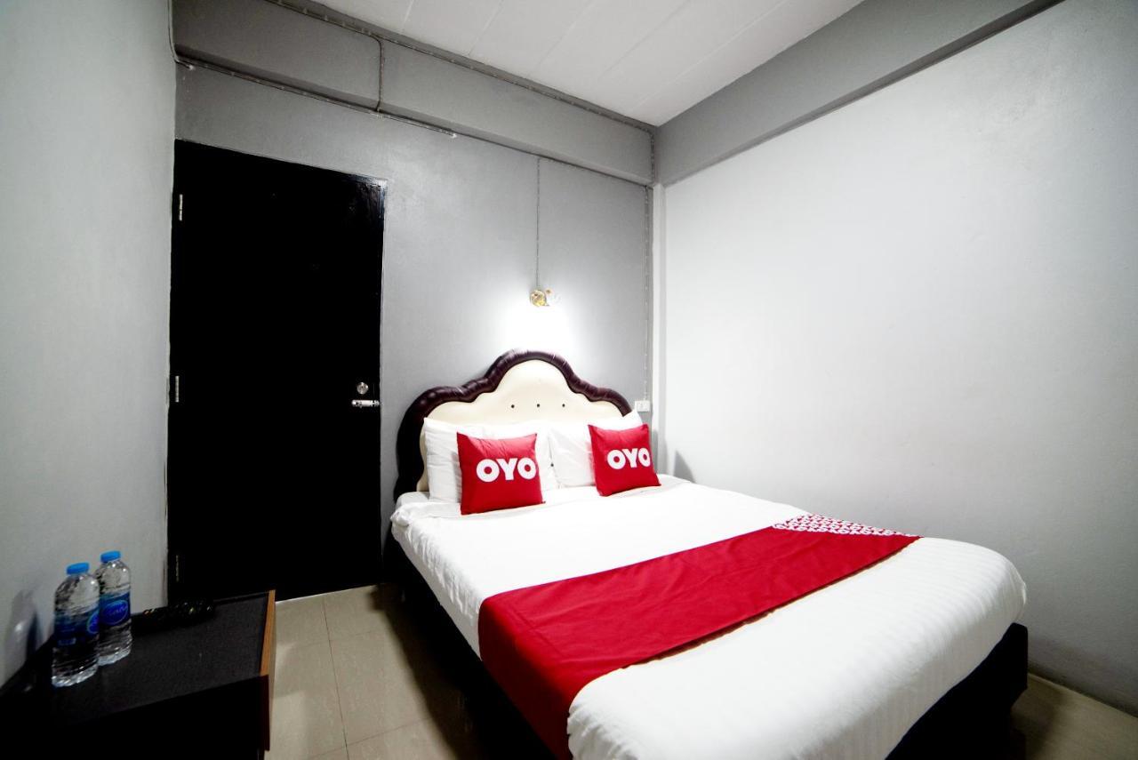 Oyo 465 Krung Kao Traveller Lodge Phra Nakhon Si Ayutthaya Exterior photo